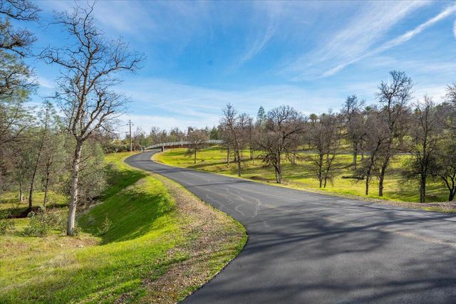034 Soleado Lane, Redding, CA 96001