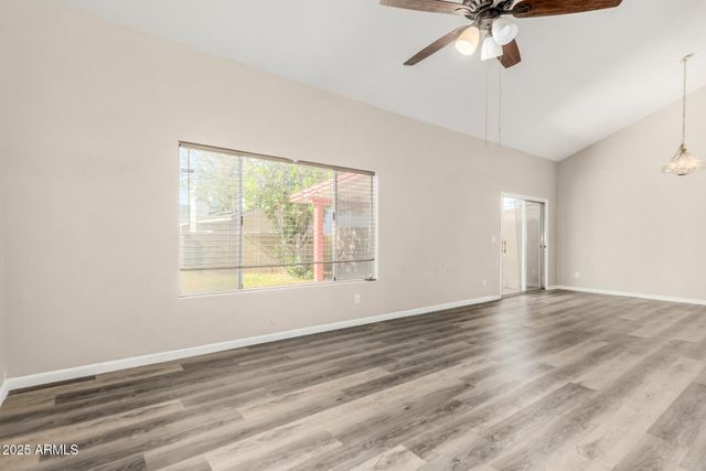 11226 N 81ST Avenue, Peoria, AZ 85345