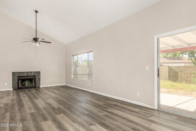 11226 N 81ST Avenue, Peoria, AZ 85345