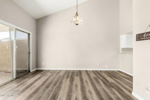 11226 N 81ST Avenue, Peoria, AZ 85345