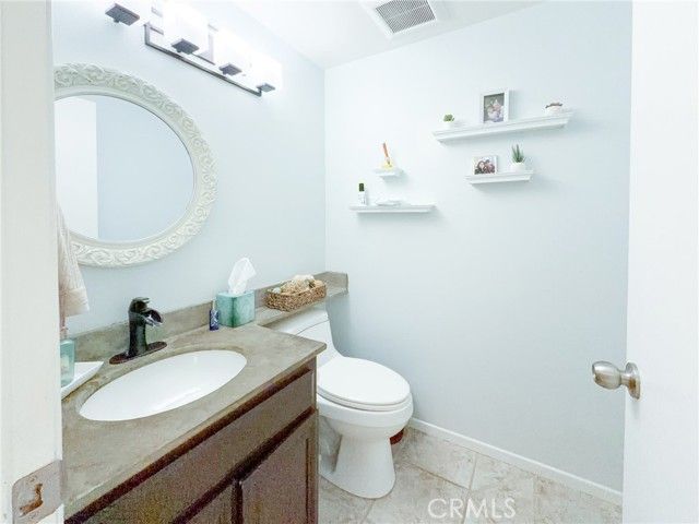 7904 Topanga Canyon Blvd 3, Canoga Park (los Angeles), CA 91304