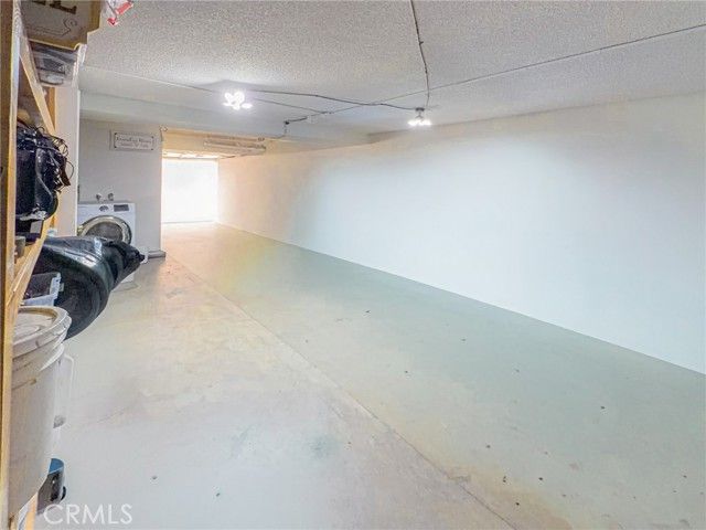 7904 Topanga Canyon Blvd 3, Canoga Park (los Angeles), CA 91304