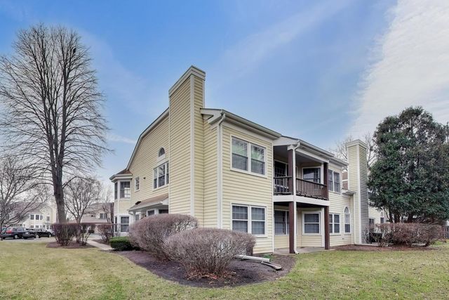 3096 N Daniels Court 3096, Arlington Heights, IL 60004