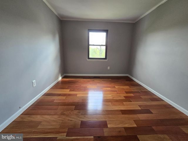 5 E RIDGE MEWS, Newtown, PA 18940