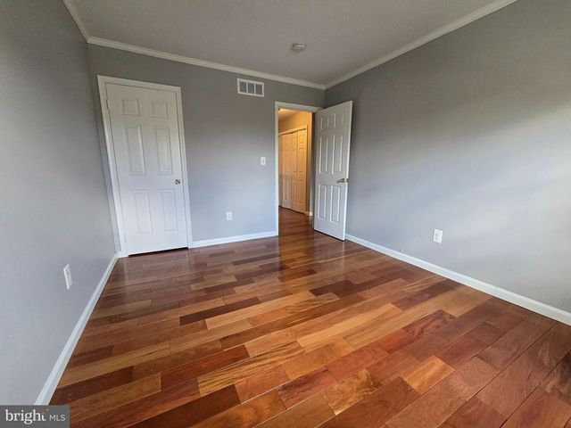 5 E RIDGE MEWS, Newtown, PA 18940