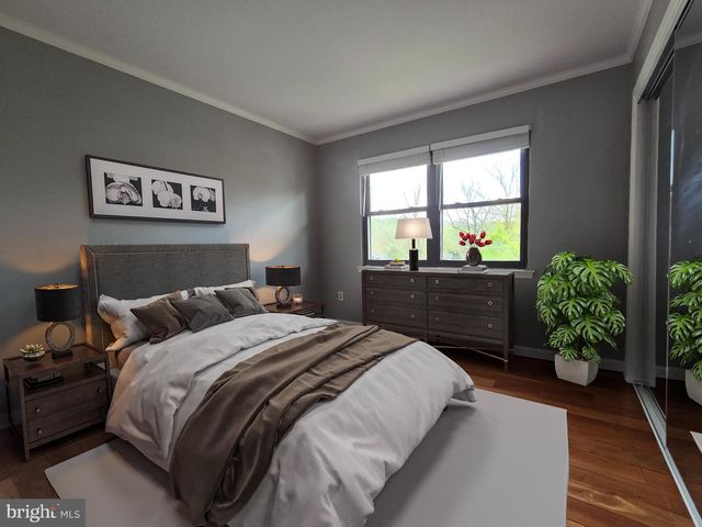 5 E RIDGE MEWS, Newtown, PA 18940