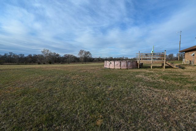 27668 E Katy Track Road, Walker, MO 64790