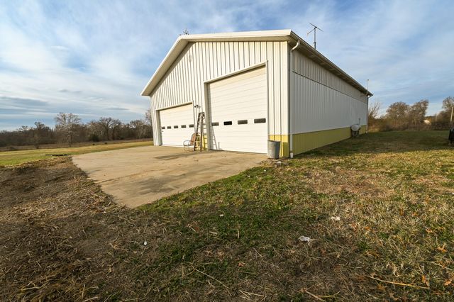 27668 E Katy Track Road, Walker, MO 64790