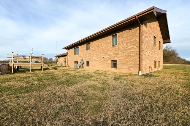 27668 E Katy Track Road, Walker, MO 64790