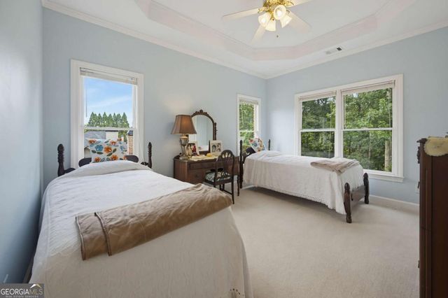 5570 Stoneleigh Drive, Suwanee, GA 30024