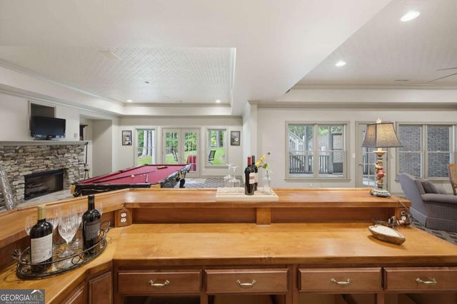 5570 Stoneleigh Drive, Suwanee, GA 30024