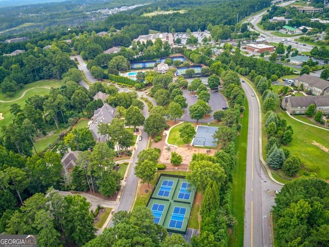 5570 Stoneleigh Drive, Suwanee, GA 30024