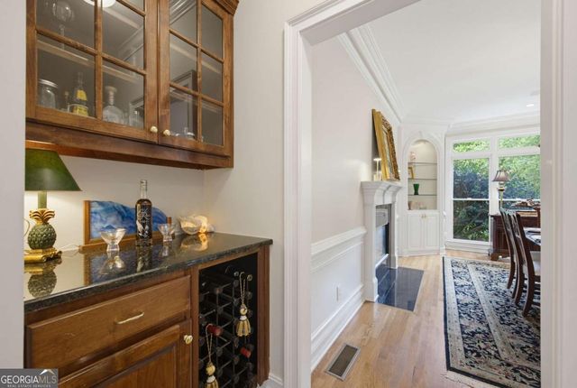 5570 Stoneleigh Drive, Suwanee, GA 30024