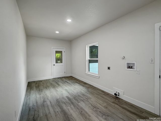 519 JACKSON KELLER RD, San Antonio, TX 78216