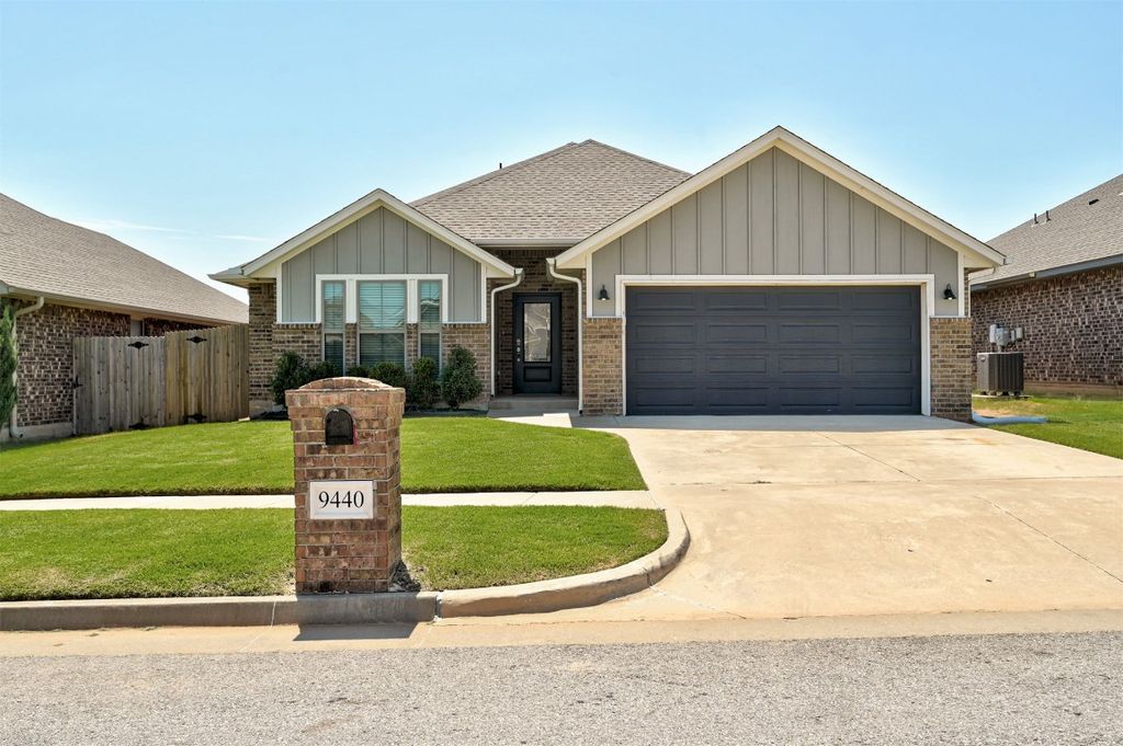 9440 NW 86th Street, Yukon, OK 73099