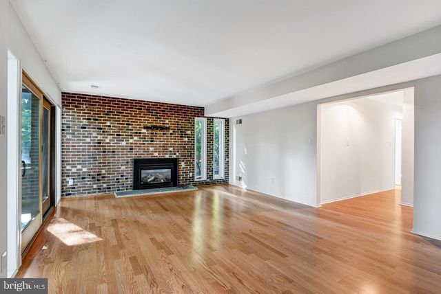 9022 TRAILRIDGE CT, Vienna, VA 22182