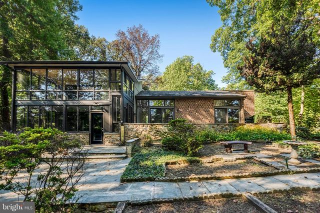 9022 TRAILRIDGE CT, Vienna, VA 22182