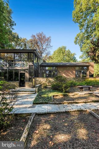 9022 TRAILRIDGE CT, Vienna, VA 22182