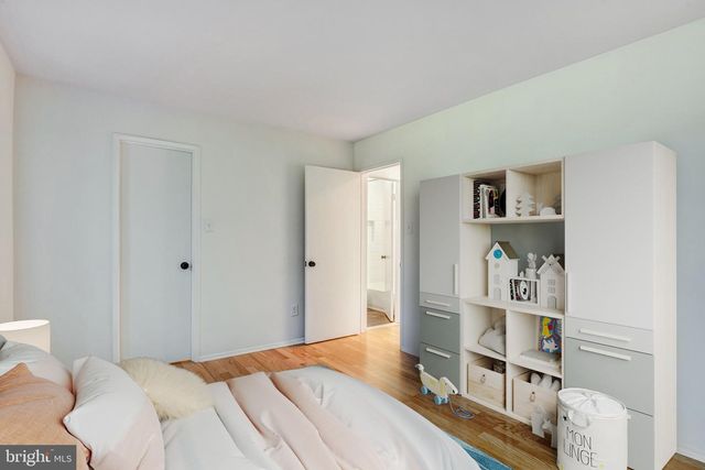 9022 TRAILRIDGE CT, Vienna, VA 22182