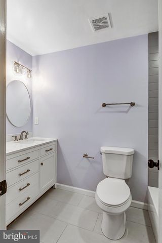 9022 TRAILRIDGE CT, Vienna, VA 22182