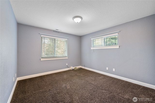 547 Lone Oak Road, Longview, WA 98632