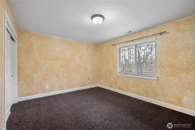 547 Lone Oak Road, Longview, WA 98632