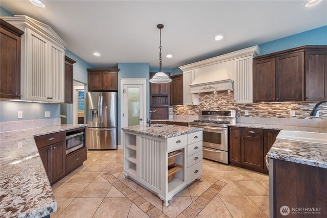 547 Lone Oak Road, Longview, WA 98632