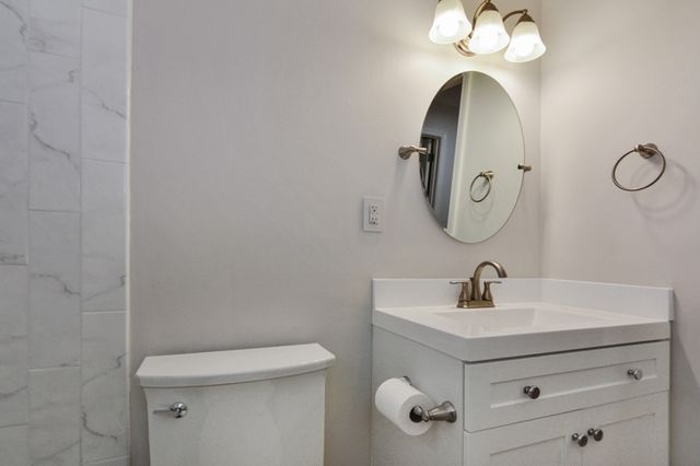 28 Fernview Avenue 9, North Andover, MA 01845