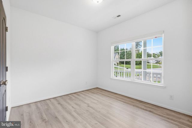 336 PHILLIPS ST, Fredericksburg, VA 22405