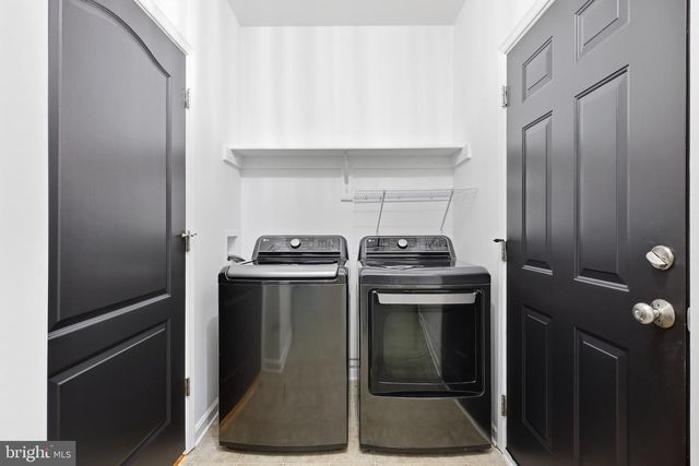 336 PHILLIPS ST, Fredericksburg, VA 22405