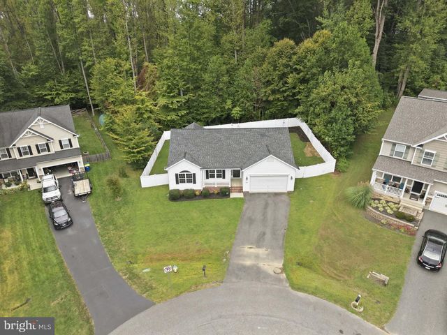 336 PHILLIPS ST, Fredericksburg, VA 22405