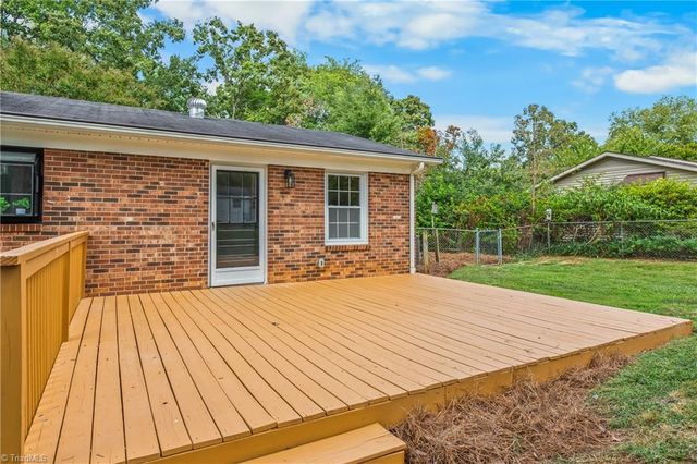 4816 Welwyn Road, Winston-salem, NC 27104