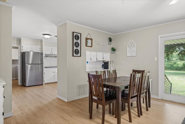 200 W Kansas Street, Van, TX 75790