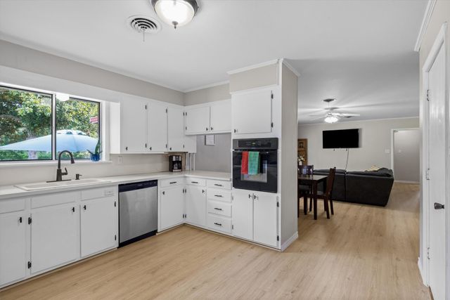 200 W Kansas Street, Van, TX 75790