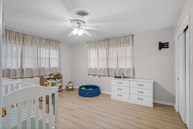 200 W Kansas Street, Van, TX 75790