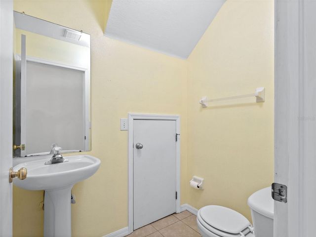 2209 FLUORSHIRE DRIVE, Brandon, FL 33511