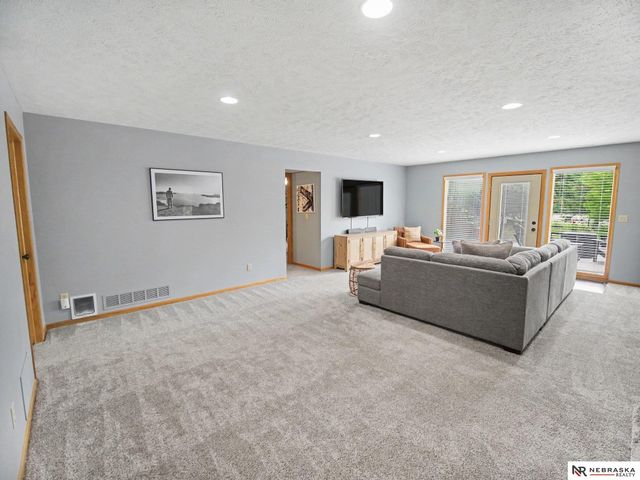 4919 Union Hill Road, Lincoln, NE 68516