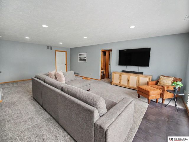 4919 Union Hill Road, Lincoln, NE 68516