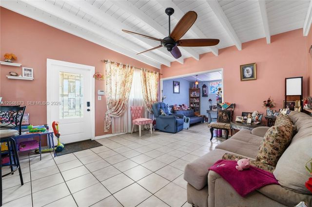 1300 S 20th Ave, Hollywood, FL 33020