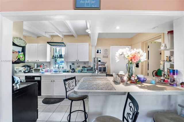 1300 S 20th Ave, Hollywood, FL 33020