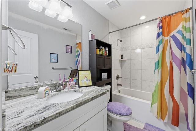 6853 Crittenden RD, Suffolk, VA 23432