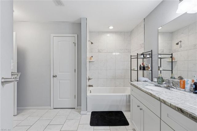 6853 Crittenden RD, Suffolk, VA 23432