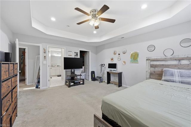 6853 Crittenden RD, Suffolk, VA 23432