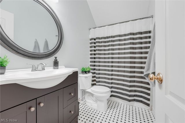 1173 Dover Drive, Medina, OH 44256