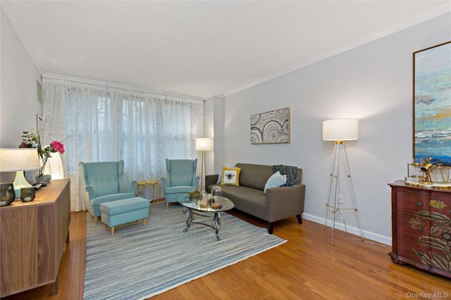 300 Mamaroneck Avenue 315, White Plains, NY 10605