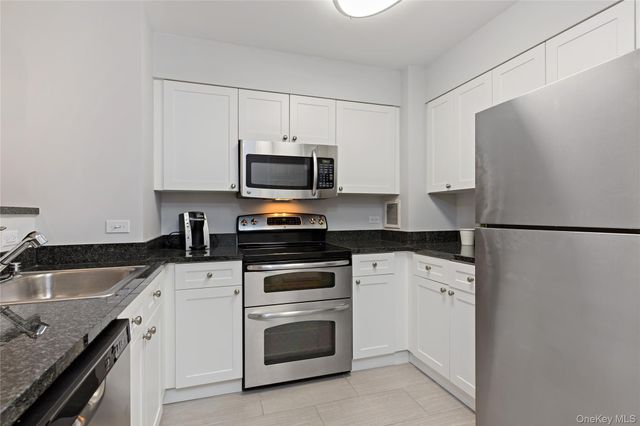300 Mamaroneck Avenue 315, White Plains, NY 10605