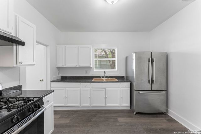 914 Piedmont Avenue, San Antonio, TX 78210