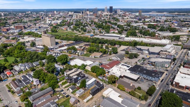 1014 Hull St, Louisville, KY 40204