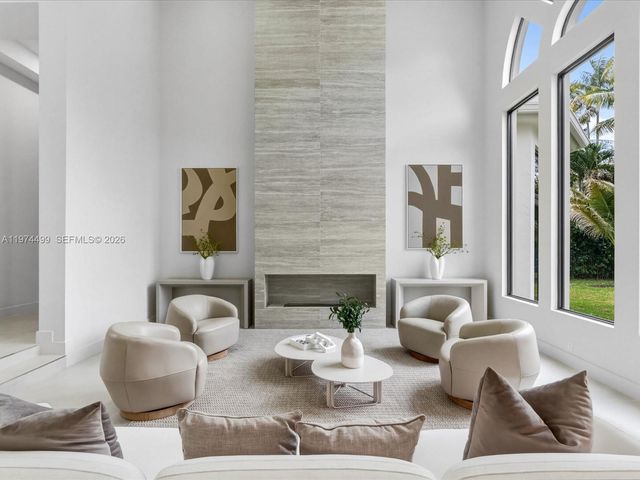 3303 W Stonebrook Cir, Davie, FL 33330