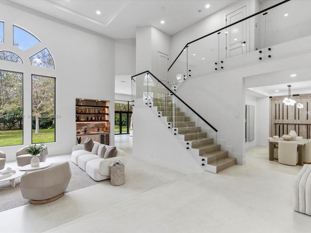 3303 W Stonebrook Cir, Davie, FL 33330